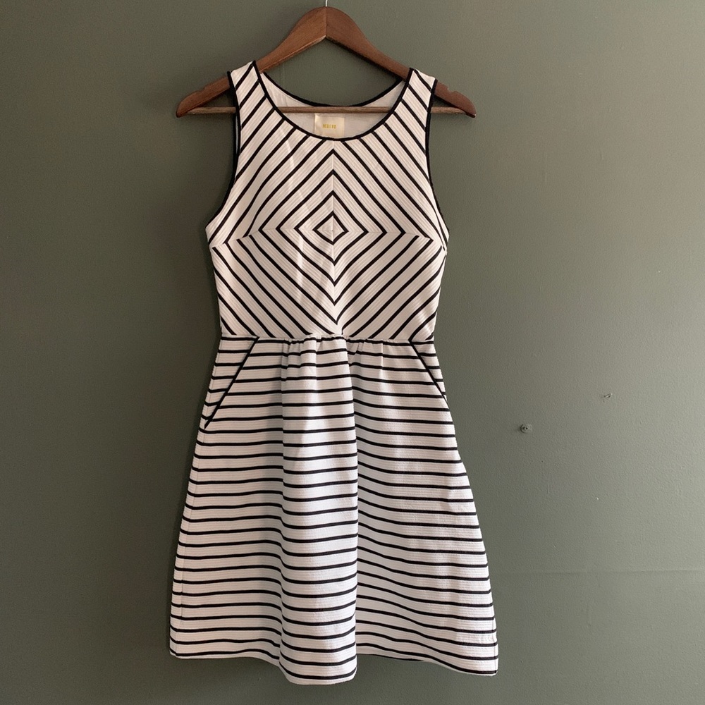 Black and white Maeve dress size 8
